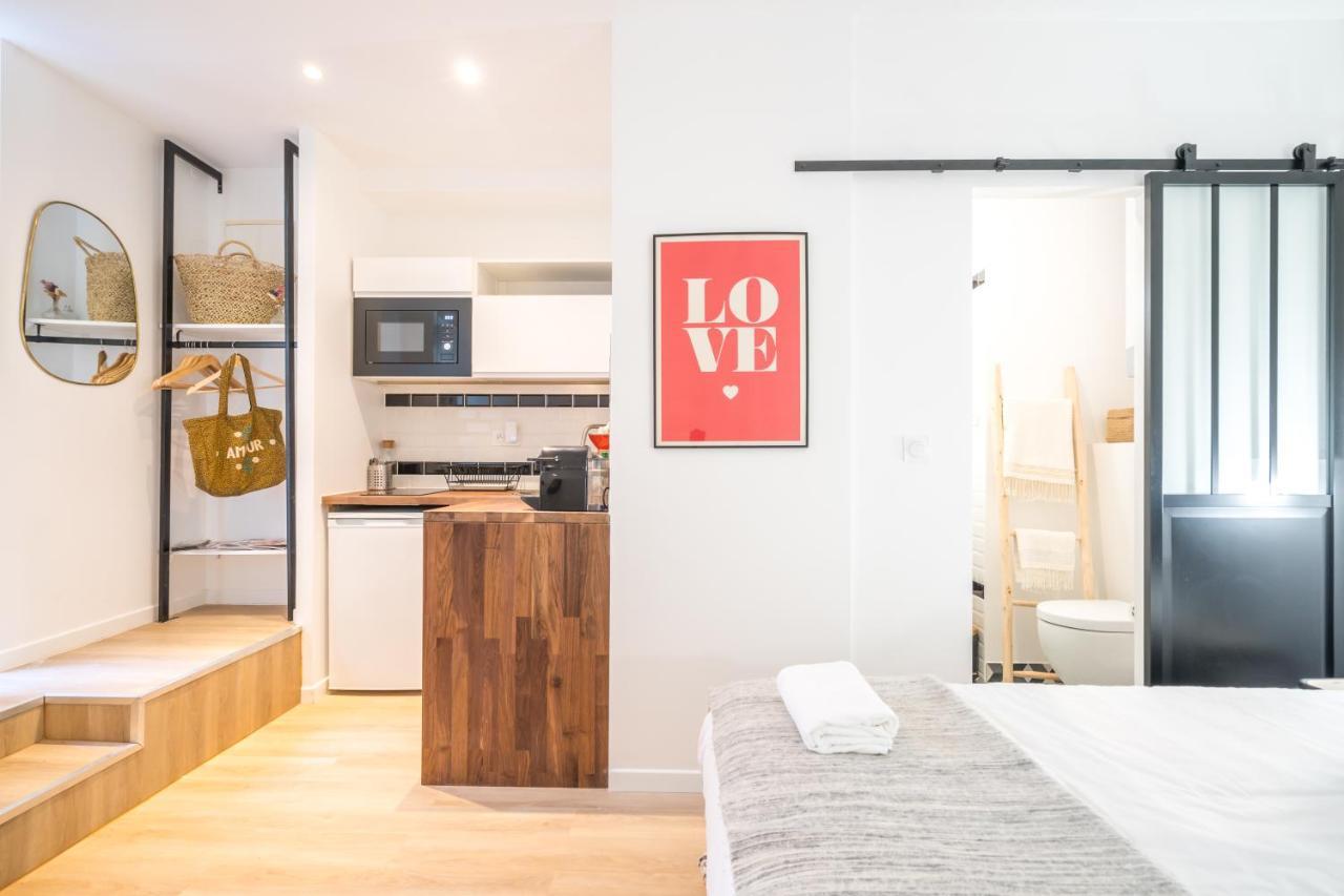 Studio Terrasse Privee 5 Min To Eiffel Tower ปารีส ภายนอก รูปภาพ
